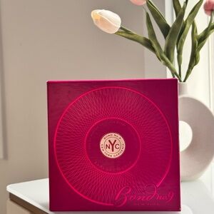 NYC New York Gardenia Parfume box Bond No. 9 BOX ONLY😍